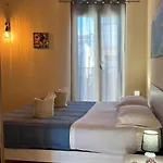 Domus Mea Apartment *